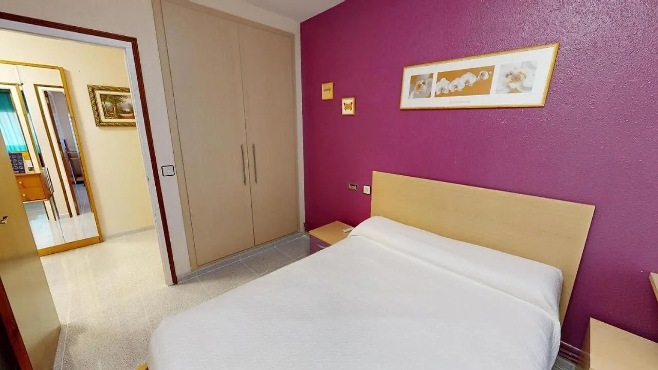 Appartement , Proche Centre Ville Commerce Plage Rosas Apartamento