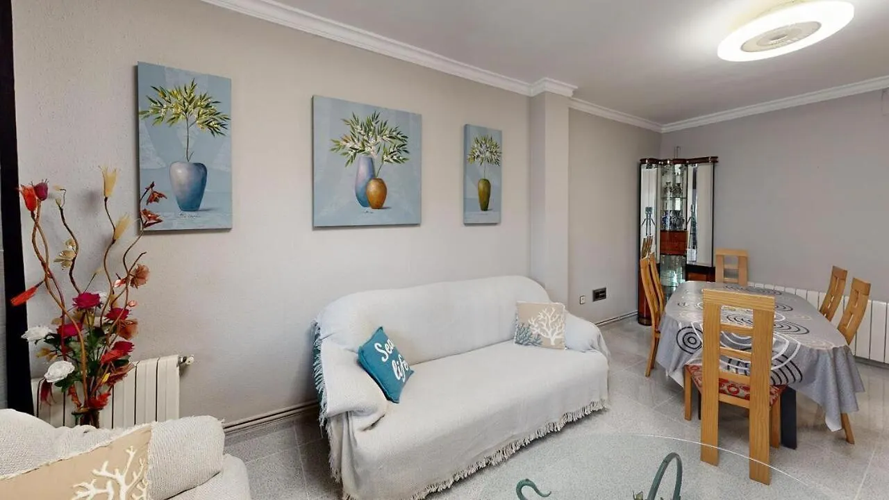 Appartement , Proche Centre Ville Commerce Plage Rosas 0*,